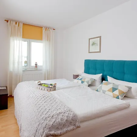 아파트 Im Gaestehaus Knuth 치노비츠