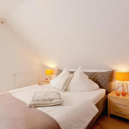 Im Gaestehaus Knuth 아파트